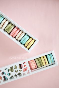 Personalized macaron boxes